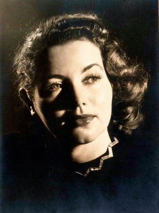 Dña. María Paz González Echevarría-1.jpg